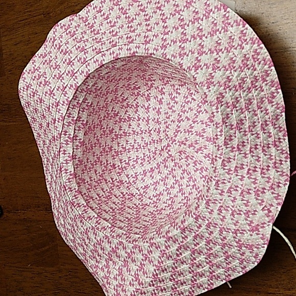 Chapeau pink and white weave design hat - Picture 8 of 8